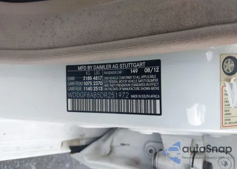 2013 Mercedes-Benz C 300 Luxury 4Matic from USA, damaged, VIN WDDGF8AB5DR251972